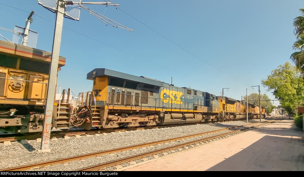 CSX ES40DC Locomotive 